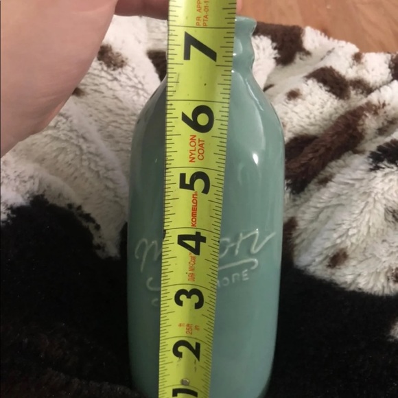 Two TEAL MASON VASES - Picture 2 of 4